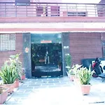 Hotel Oscar - East Of Kailash