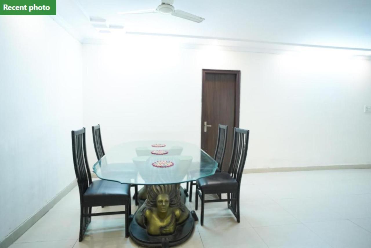 Oscar - East Of Kailash 3* New Delhi
